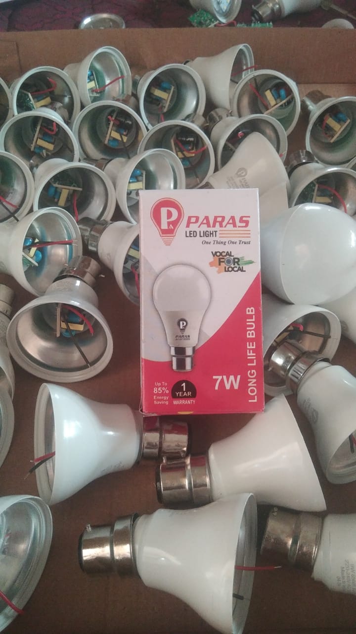 LED Bulb 7WT Box
